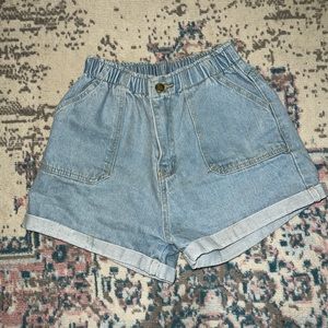scrunched waist mom shorts S